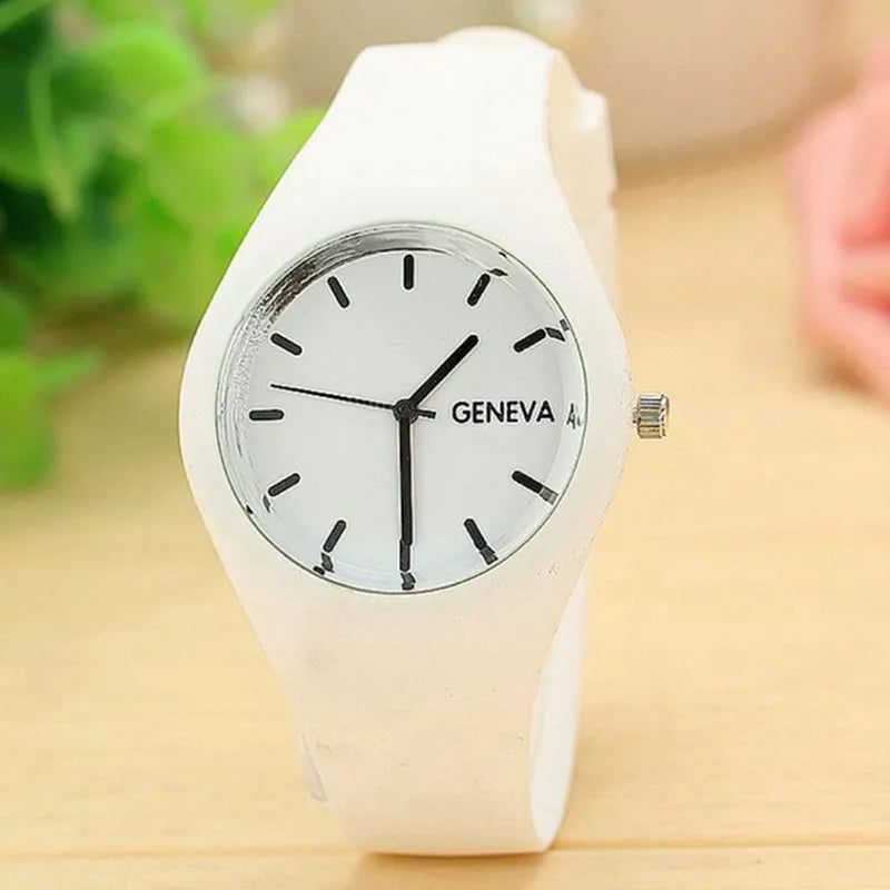 Fashion Men Watch Women Cream Color Ultra-thin Fashion Gift