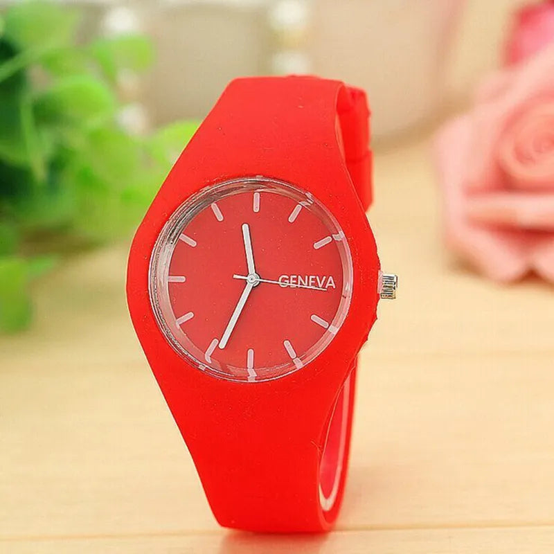 Fashion Men Watch Women Cream Color Ultra-thin Fashion Gift