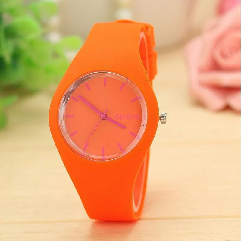 Fashion Men Watch Women Cream Color Ultra-thin Fashion Gift