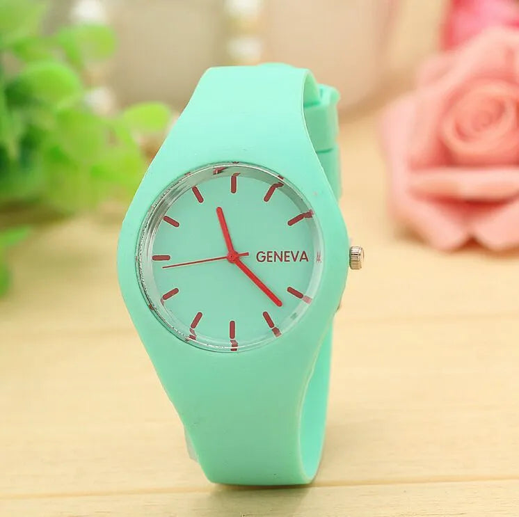 Fashion Men Watch Women Cream Color Ultra-thin Fashion Gift